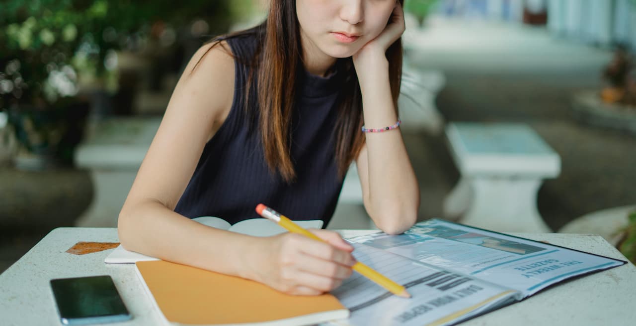 What Is a Ghostwriter?